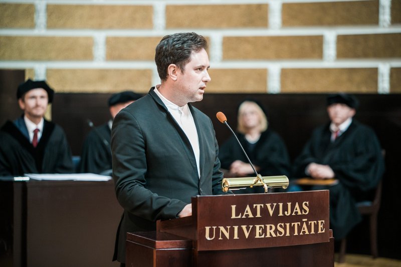 Latvijas Universitātes dibināšanas 102. gadadienai veltīta LU Senāta svinīgā sēde. Doktoru promocijas ceremonija. null