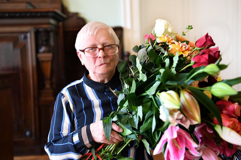 Latvijas Universitātes senioru jubilāru sveikšana. null