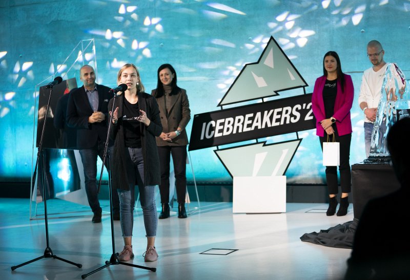 Latvijas Universitātes studentu biznesa iespēju festivāls «Icebreakers». LU Biznesa inkubatora vadītāja Māra Birzniece.