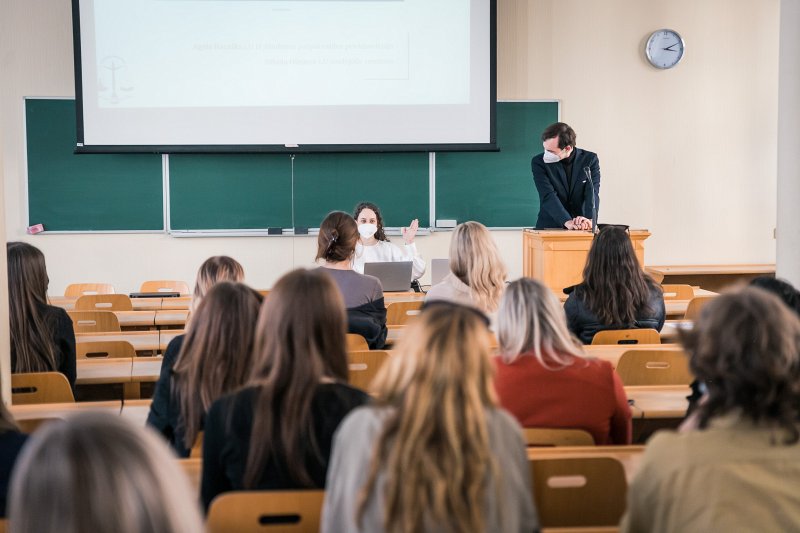 Atvērto durvju diena Latvijas Universitātes galvenajā ēkā. null