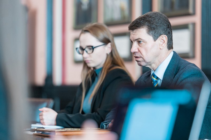 Latvijas Universitātes pārstāvju tikšanās ar Ukrainas vēstnieku, lai pārrunātu atbalsta iespējas Ukrainas bēgļiem. Ukrainas vēstnieks Latvijā Oleksandrs Miščenko.