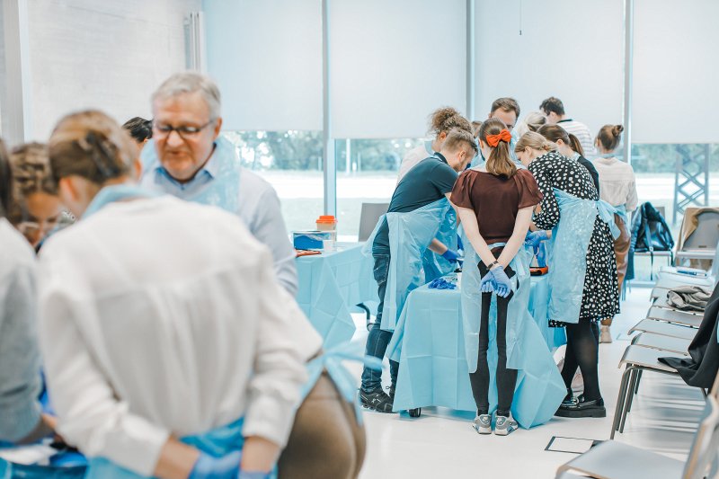 Pasākums Latvijas Universitātes Medicīnas fakultātes studentiem «Sirds un asinsvadu ķirurģijas Praktisko iemaņu laboratorija». null