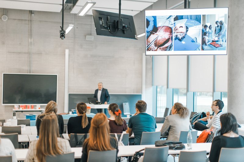 Pasākums Latvijas Universitātes Medicīnas fakultātes studentiem «Sirds un asinsvadu ķirurģijas Praktisko iemaņu laboratorija». null