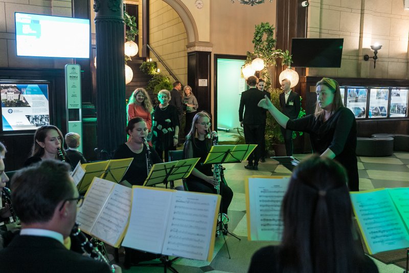 Latvijas Universitātes 103. gadadienai veltīta balle. null