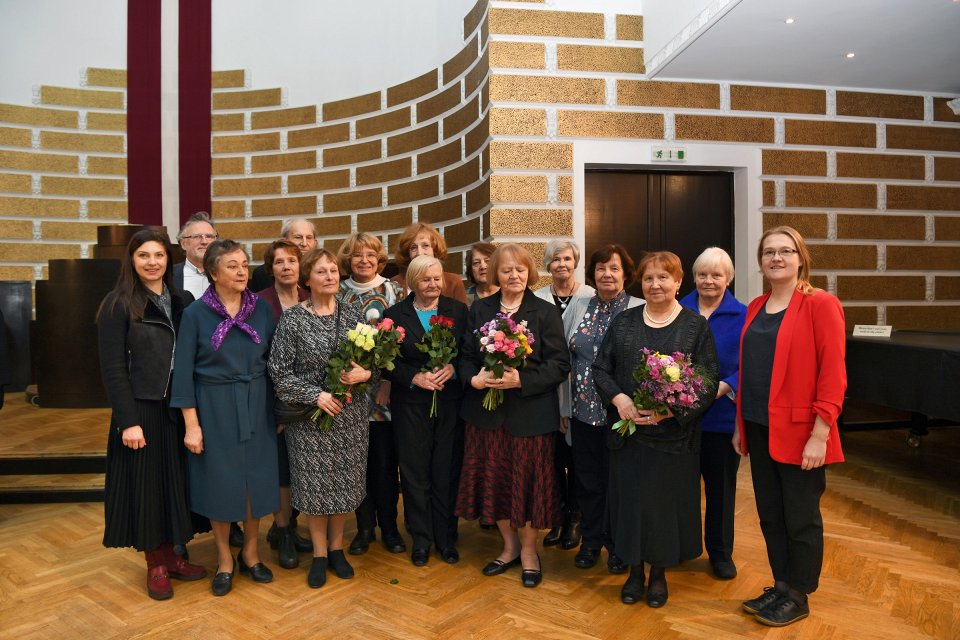 Latvijas Universitātes senioru jubilāru sveikšana. null