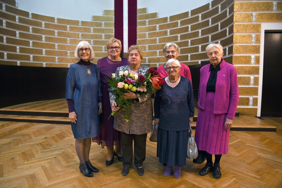 Latvijas Universitātes senioru jubilāru sveikšana. null