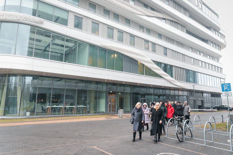 Ventspils pašvaldības un izglītības iestāžu pārstāvju vizīte Latvijas Universitātes Akadēmiskajā centrā. null