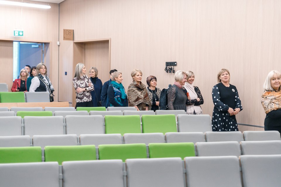 Ventspils pašvaldības un izglītības iestāžu pārstāvju vizīte Latvijas Universitātes Akadēmiskajā centrā. null