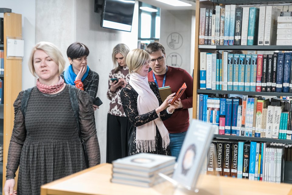 Ventspils pašvaldības un izglītības iestāžu pārstāvju vizīte Latvijas Universitātes Akadēmiskajā centrā. null