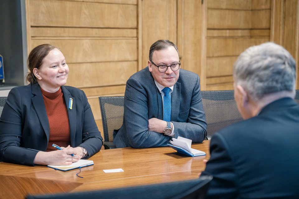 Latvijas Universitātes rektora prof. Indriķa Muižnieka tikšanās ar Igaunijas vēstnieku Latvijā Ēriku Marmei (Eerik Marmei). null