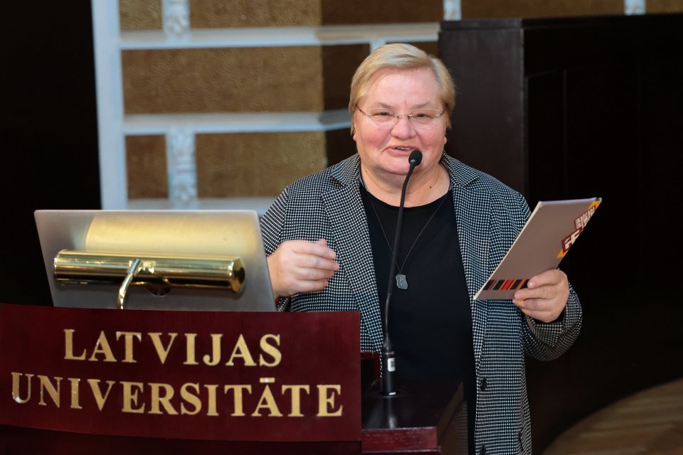 Akadēmiķa Jāņa Endzelīna 150. dzimšanas dienas atcerei veltīta starptautiska zinātniska konference «Endzelīns. Valoda. Laiks». Apvidvārdu talkas godināšana. null