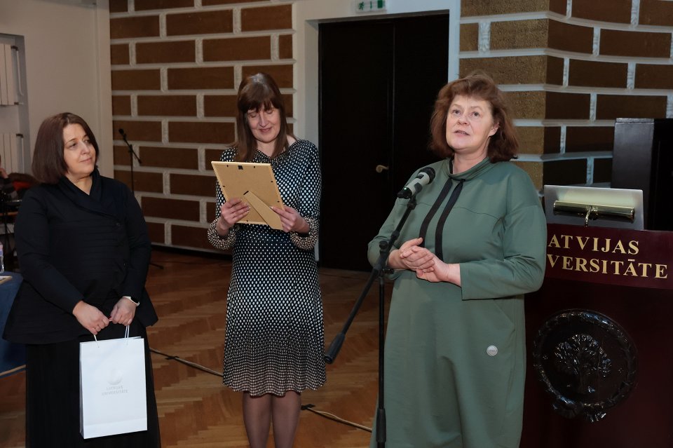 Akadēmiķa Jāņa Endzelīna 150. dzimšanas dienas atcerei veltīta starptautiska zinātniska konference «Endzelīns. Valoda. Laiks». Apvidvārdu talkas godināšana. null