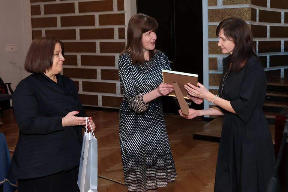 Akadēmiķa Jāņa Endzelīna 150. dzimšanas dienas atcerei veltīta starptautiska zinātniska konference «Endzelīns. Valoda. Laiks». Apvidvārdu talkas godināšana. null