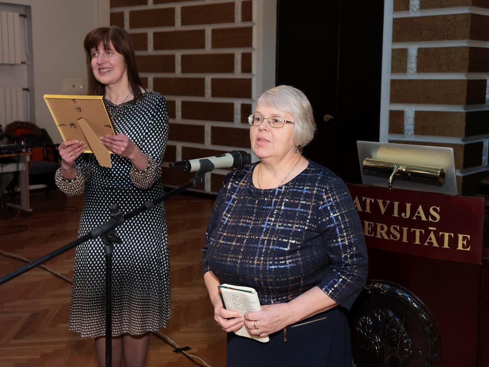 Akadēmiķa Jāņa Endzelīna 150. dzimšanas dienas atcerei veltīta starptautiska zinātniska konference «Endzelīns. Valoda. Laiks». Apvidvārdu talkas godināšana. null