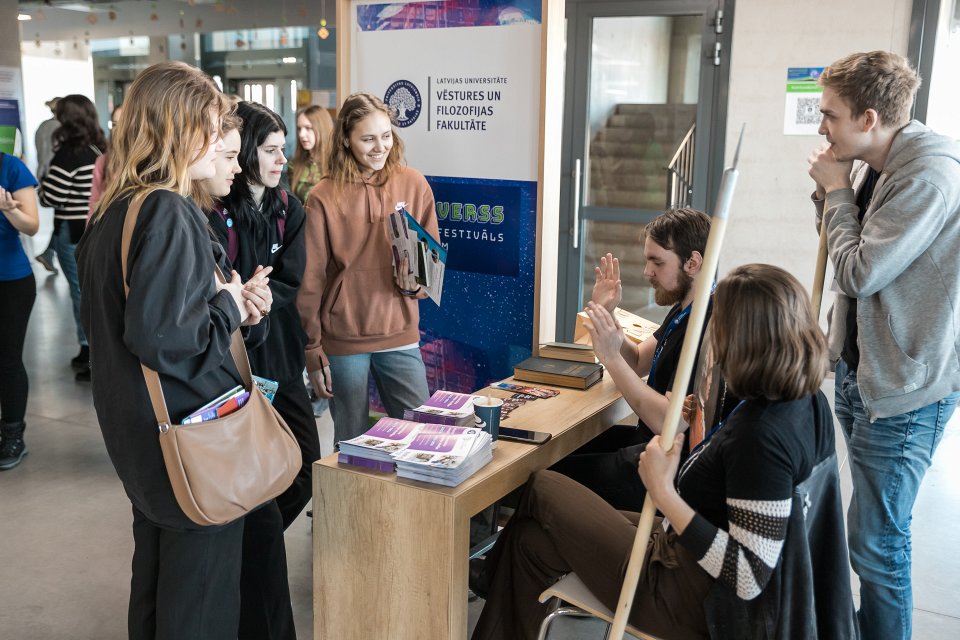 Latvijas Universitātes studiju festivāls «L’Universs». null