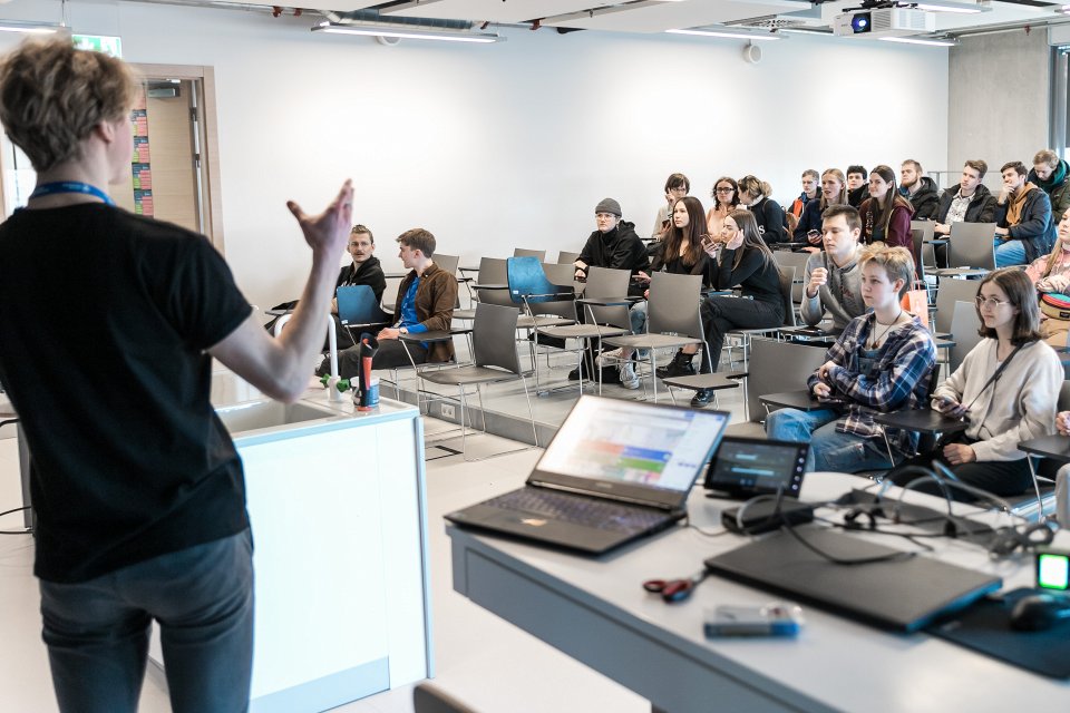 Latvijas Universitātes studiju festivāls «L’Universs». null