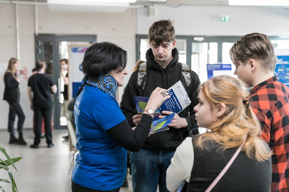 Latvijas Universitātes studiju festivāls «L’Universs». null