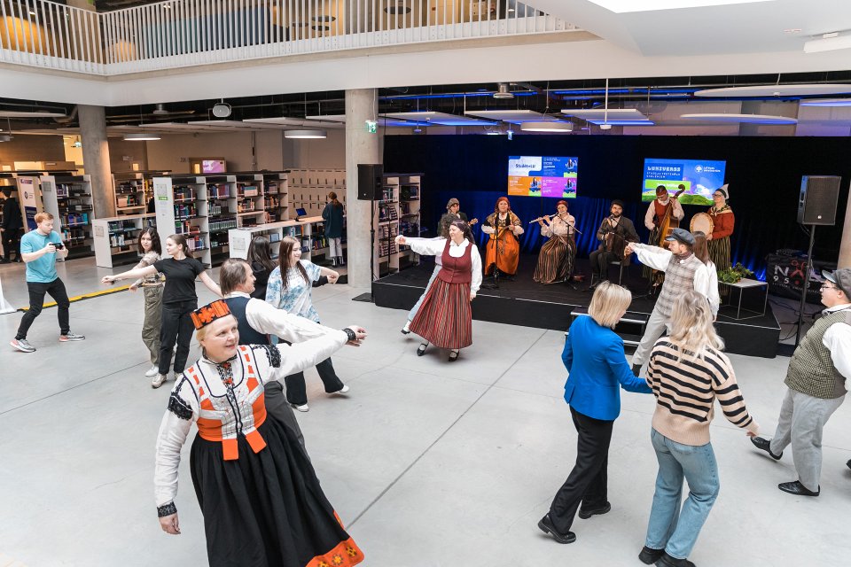 Latvijas Universitātes studiju festivāls «L’Universs». null