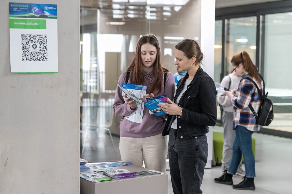 Latvijas Universitātes studiju festivāls «L’Universs». null