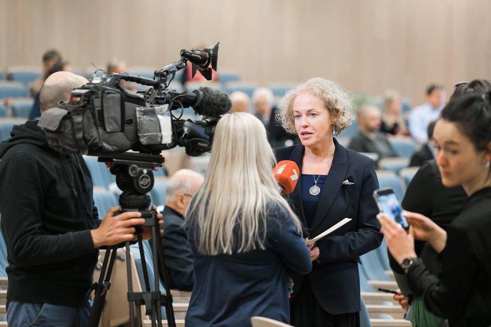 Projekta «Kvantu tehnoloģiju iniciatīva» atklāšanas pasākums. Eiropas Komisijas pārstāvniecības Latvijā vadītāja Zane Petre.