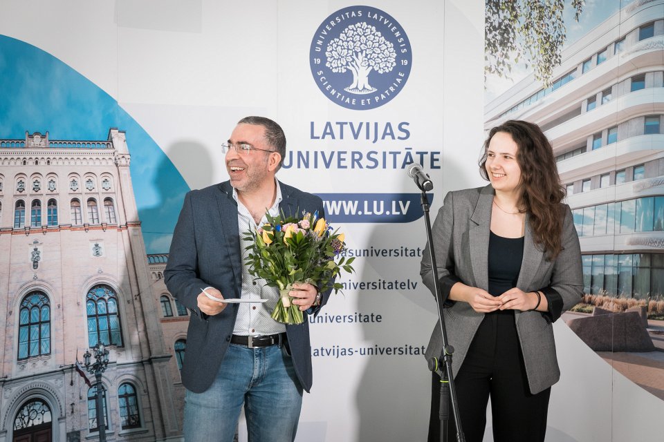 Latvijas Universitātes Akadēmiskā centra teritorijas attīstības metu konkursa devīžu atvēršanas pasākums. null