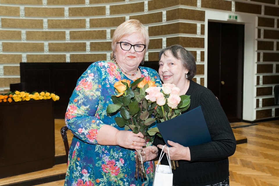 Latvijas Universitātes senioru jubilāru sveikšana. null