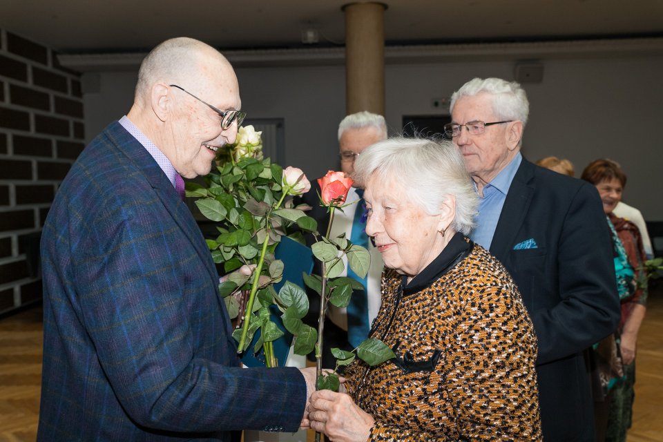 Latvijas Universitātes senioru jubilāru sveikšana. null