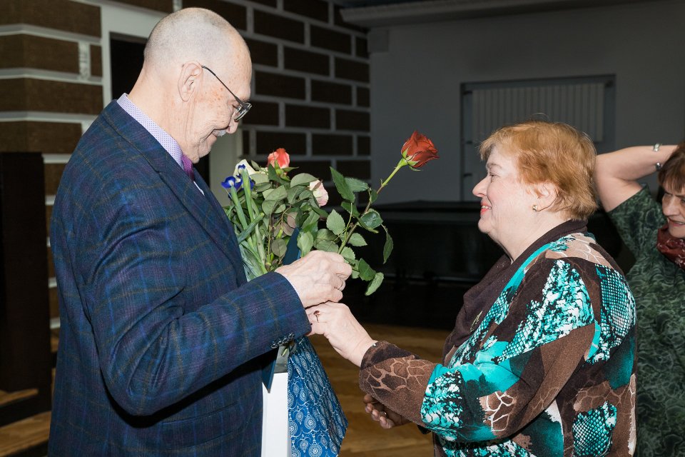 Latvijas Universitātes senioru jubilāru sveikšana. null