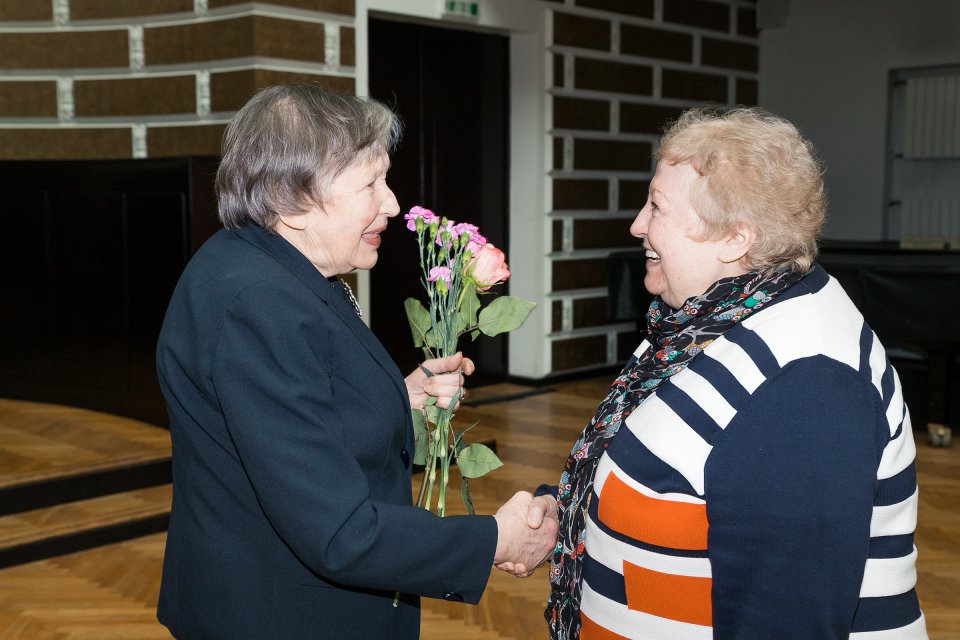 Latvijas Universitātes senioru jubilāru sveikšana. null