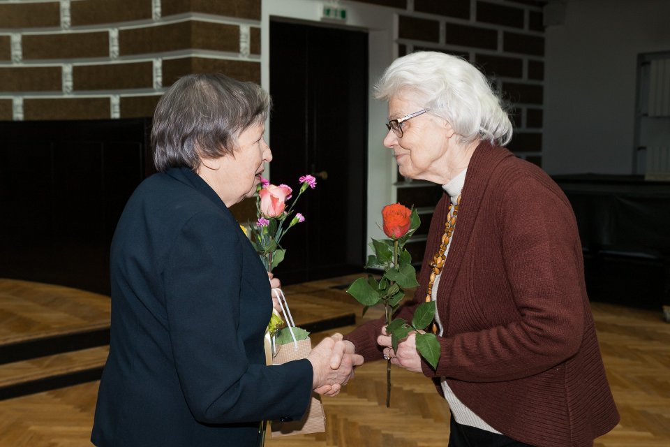 Latvijas Universitātes senioru jubilāru sveikšana. null