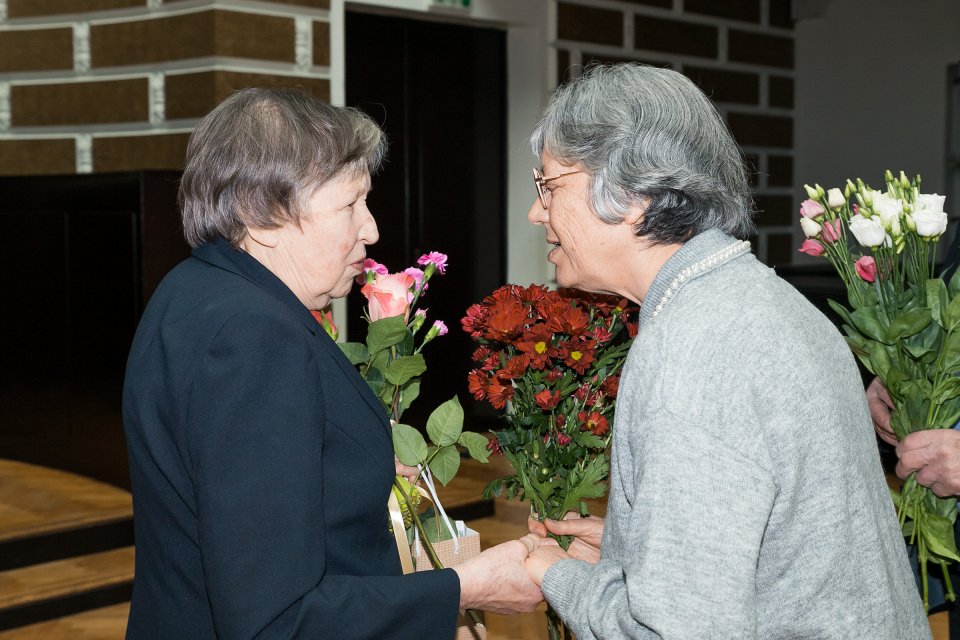 Latvijas Universitātes senioru jubilāru sveikšana. null