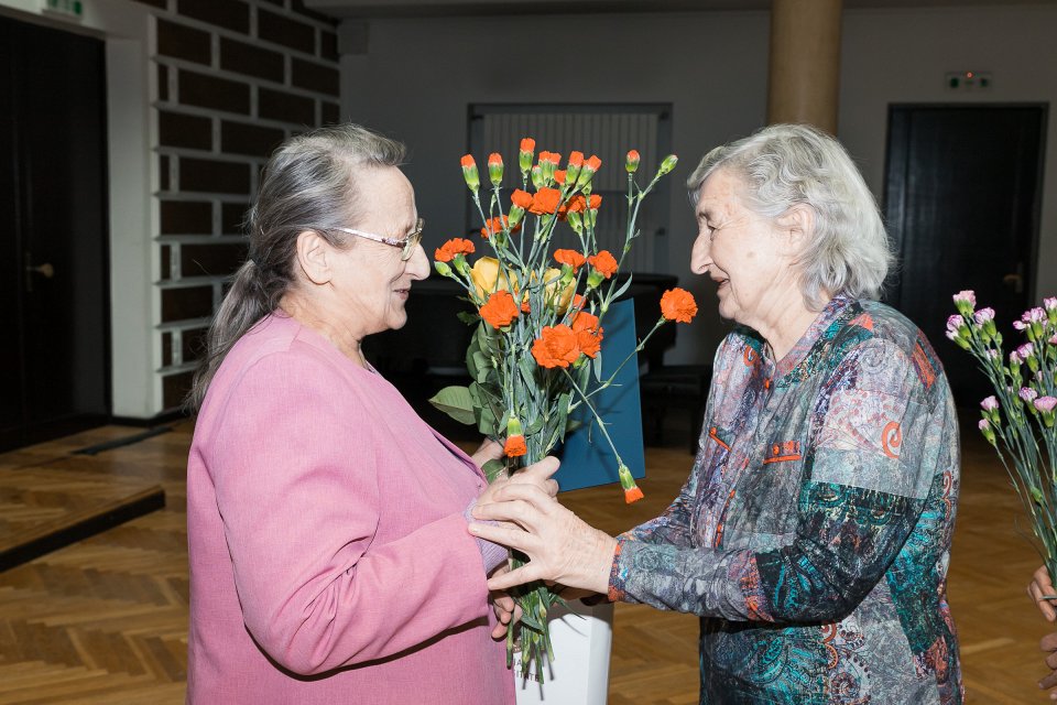 Latvijas Universitātes senioru jubilāru sveikšana. null