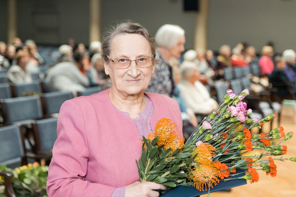 Latvijas Universitātes senioru jubilāru sveikšana. null