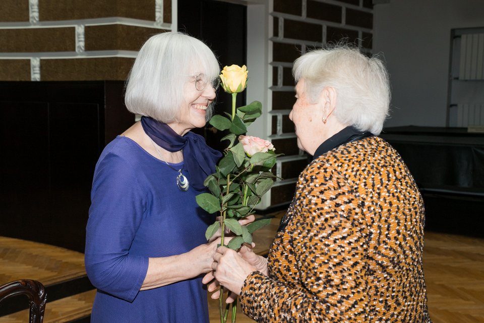 Latvijas Universitātes senioru jubilāru sveikšana. null