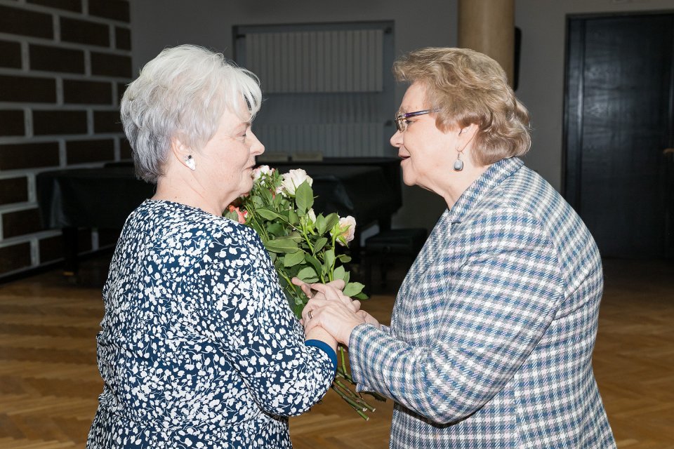 Latvijas Universitātes senioru jubilāru sveikšana. null