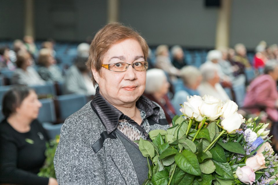 Latvijas Universitātes senioru jubilāru sveikšana. null