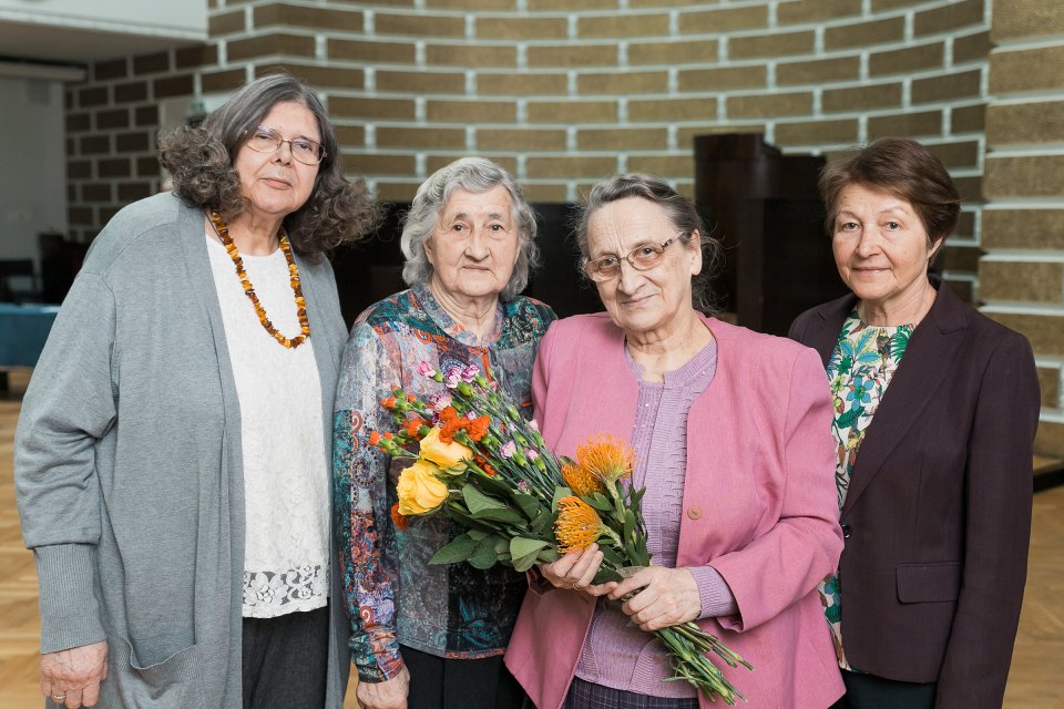 Latvijas Universitātes senioru jubilāru sveikšana. null