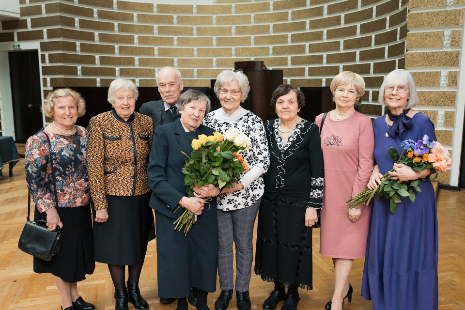 Latvijas Universitātes senioru jubilāru sveikšana. null