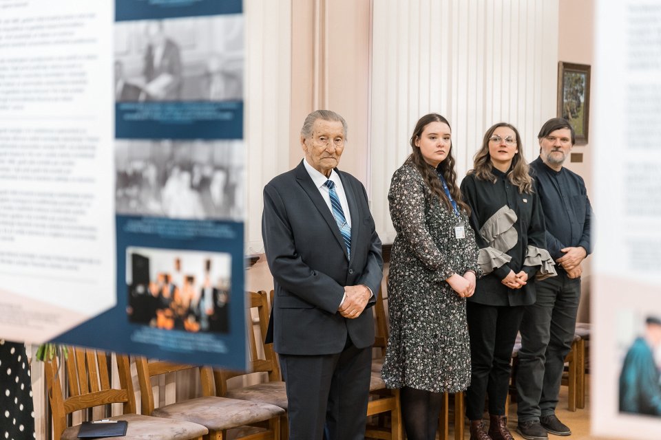 Dr. habil. iur. Ulda Krastiņa jubilejai veltītas izstādes «Vitam Impendre Vero» («Dzīvi veltīt taisnībai») atklāšana Latvijas Universitātes Bibliotēkā Raiņa bulvārī. null