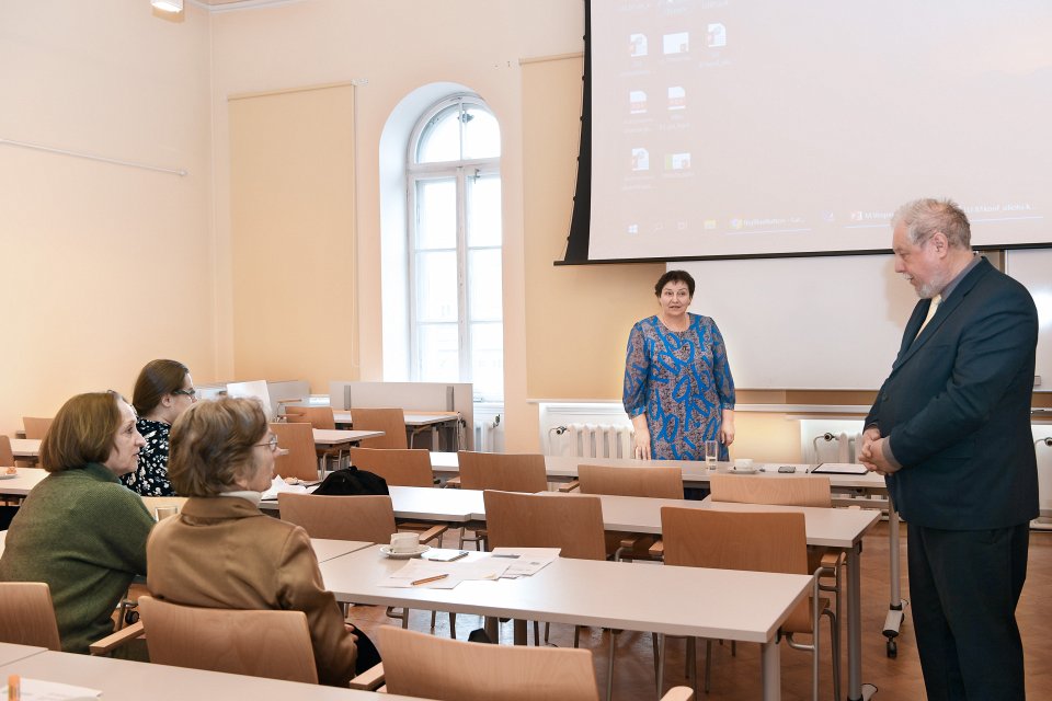 Latvijas Universitātes 81. starptautiskās zinātniskās konferences sekcija «Latvijas Universitātes vēstures liecības atmiņas institūciju krājumos». Ilgonis Vilks, Iveta Gudakovska un konferences apmeklētāji.