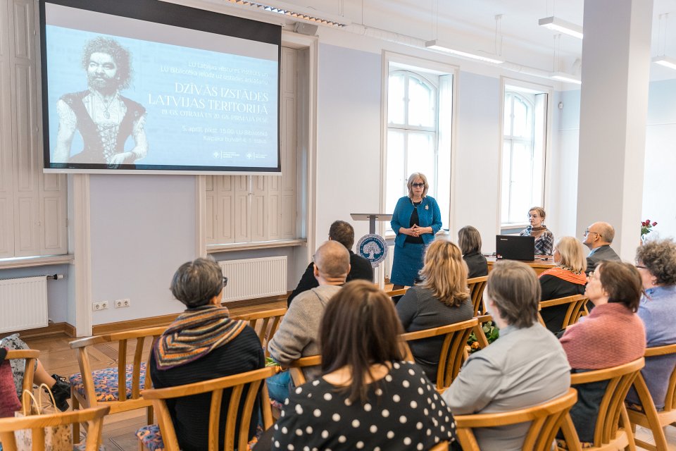 Virtuālās izstādes «Dzīvās izstādes Latvijas teritorijā 19. gs. otrajā un 20. gs. pirmajā pusē» atklāšana Latvijas Universitātes Bibliotēkā. null