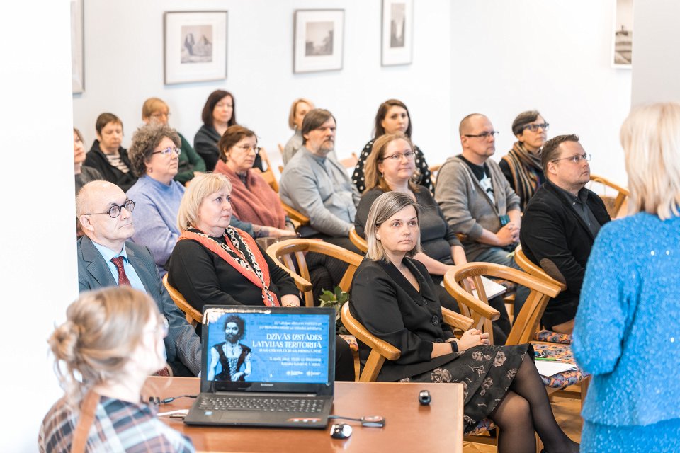 Virtuālās izstādes «Dzīvās izstādes Latvijas teritorijā 19. gs. otrajā un 20. gs. pirmajā pusē» atklāšana Latvijas Universitātes Bibliotēkā. null