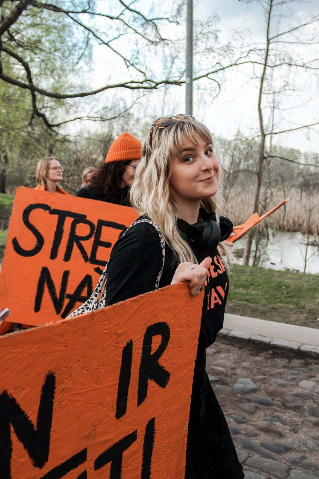 Latvijas Universitātes Fizikas, matemātikas un optometrijas fakultātes studentu un darbinieku «Fizmatdienu» gājiens. null