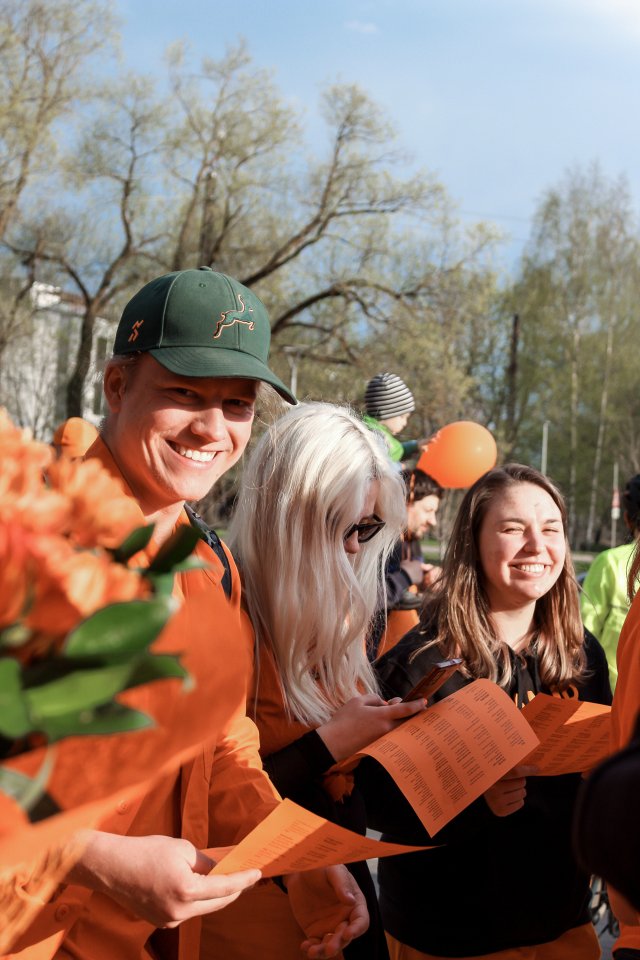 Latvijas Universitātes Fizikas, matemātikas un optometrijas fakultātes studentu un darbinieku «Fizmatdienu» gājiens. null