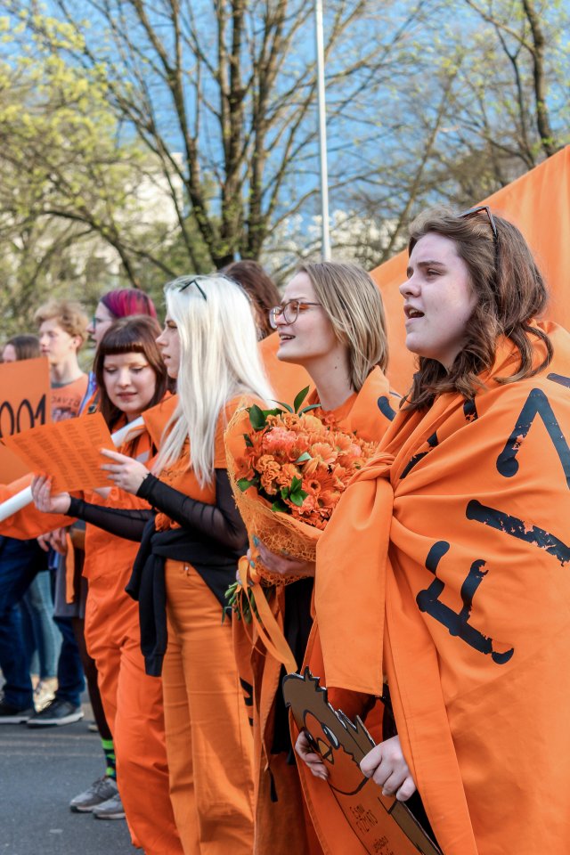 Latvijas Universitātes Fizikas, matemātikas un optometrijas fakultātes studentu un darbinieku «Fizmatdienu» gājiens. null