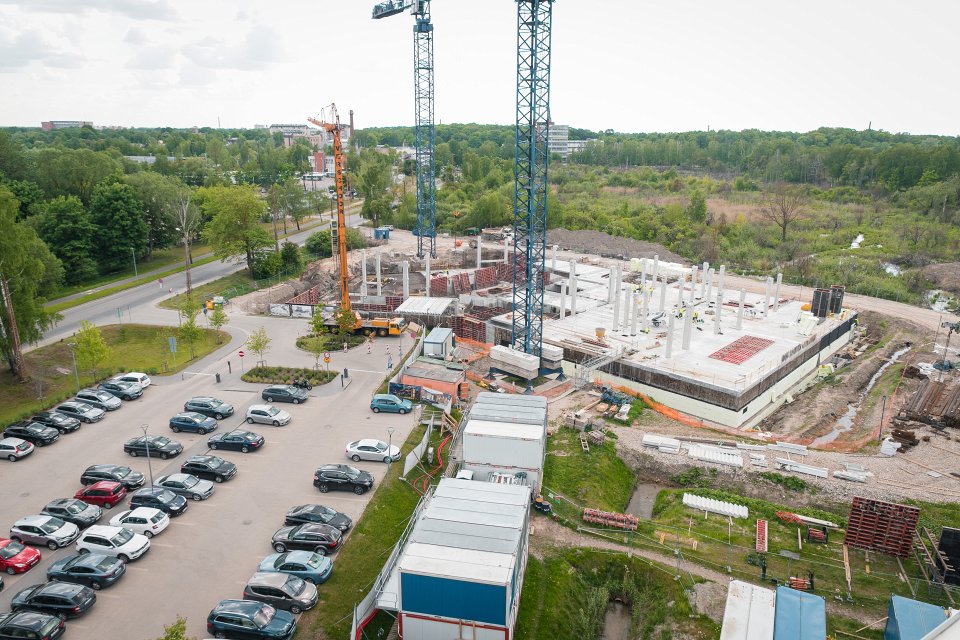 Latvijas Universitātes Akadēmiskā centra Rakstu mājas būvlaukums. null