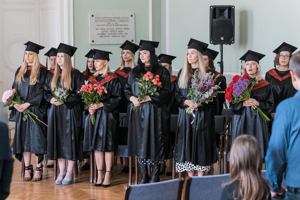 Uzturzinātnes maģistra studiju programmas absolventu izlaidums. null