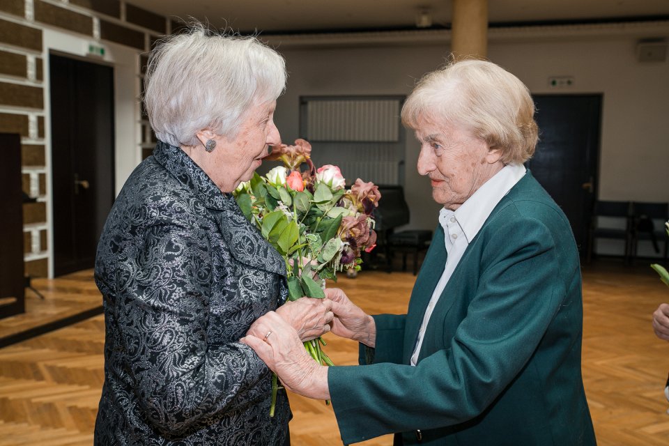 Latvijas Universitātes senioru jubilāru sveikšana. null