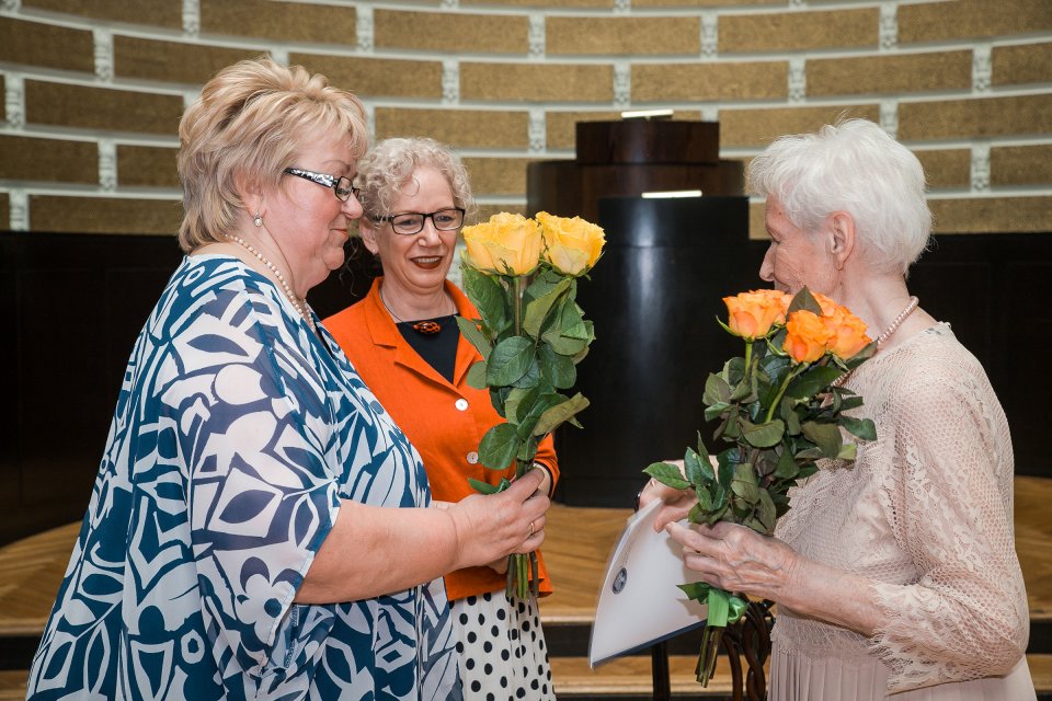 Latvijas Universitātes senioru jubilāru sveikšana. null