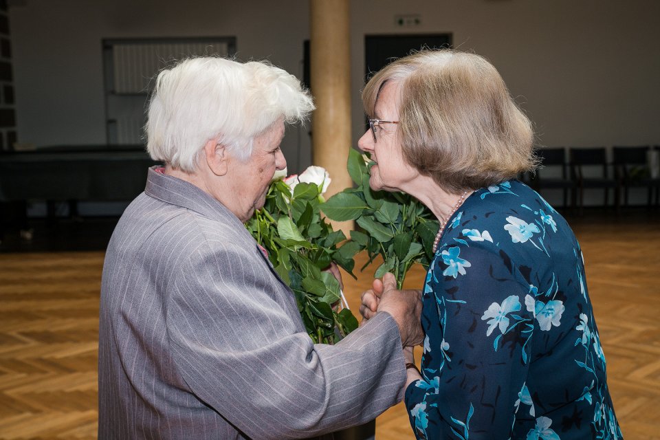 Latvijas Universitātes senioru jubilāru sveikšana. null